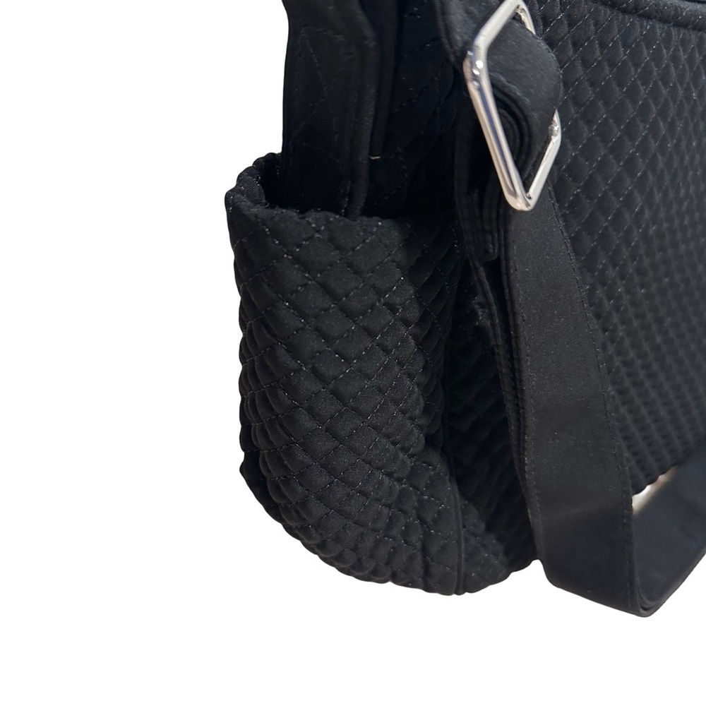 Set Vera Bradley On The Go Crossbody Purse Black, B&W Lining, & Matching Wallet - Picture 9 of 17
